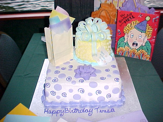 Teresa package cake